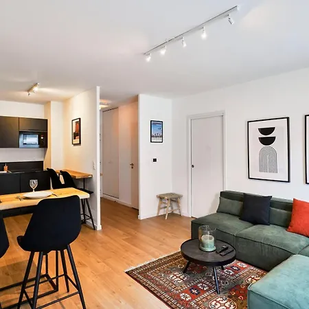 In A New With Parking * Mouvaux