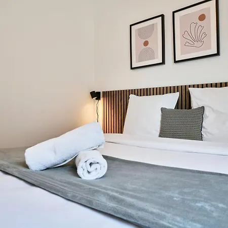 In A New With Parking * Mouvaux