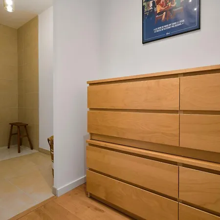 In A New With Parking * Mouvaux